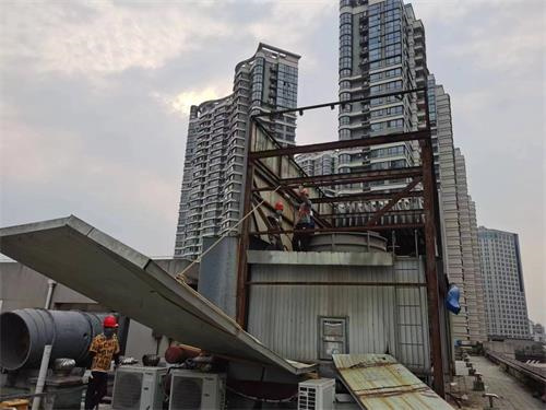 冷卻塔“冒白煙”是怎么回事？,冷卻塔冒的白煙是什么