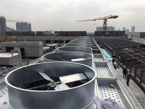 橫流封閉式冷卻塔的特點,逆流封閉式冷卻塔